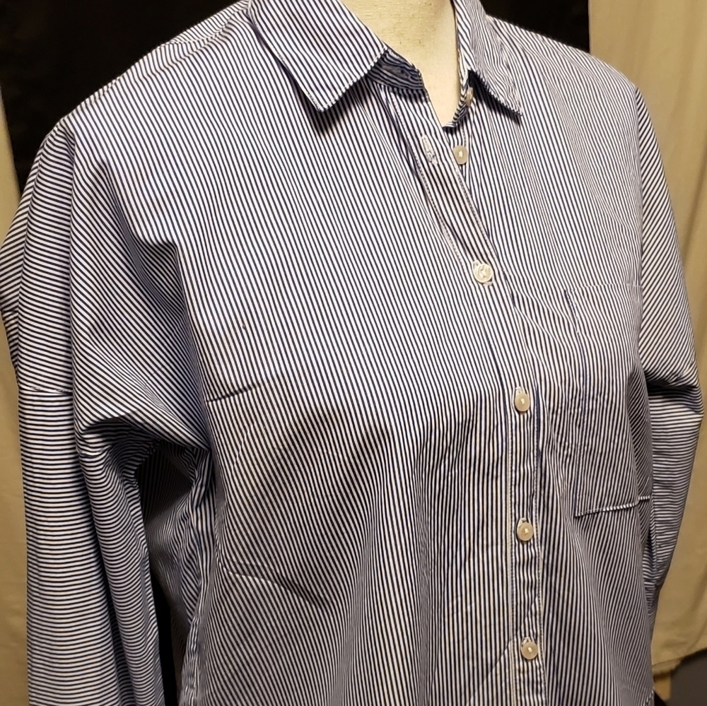 Zara basics blue & white pin stripe shirt z1975Denim